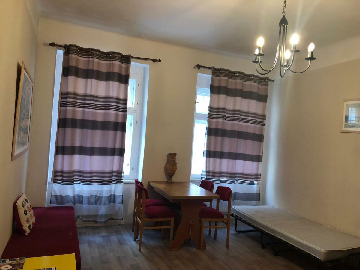 Blahnikova Aparthotel Прага Экстерьер фото
