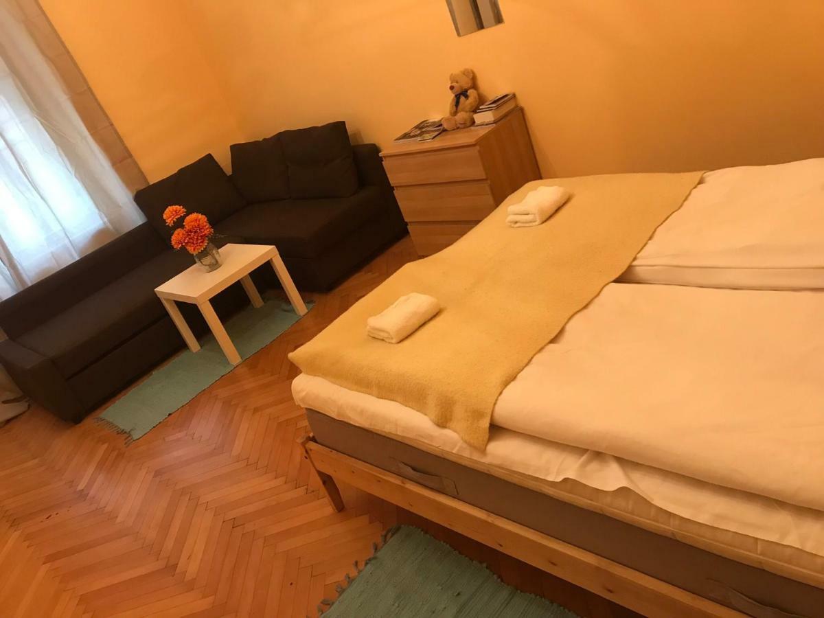 Blahnikova Aparthotel Прага Экстерьер фото